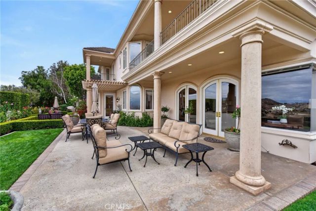 6952 Royal Hunt Ridge, Riverside, CA 92506