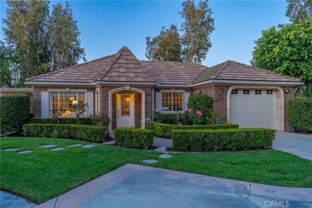 6952 Royal Hunt Ridge, Riverside, CA 92506