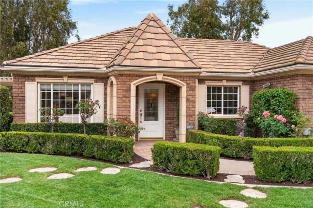 6952 Royal Hunt Ridge, Riverside, CA 92506