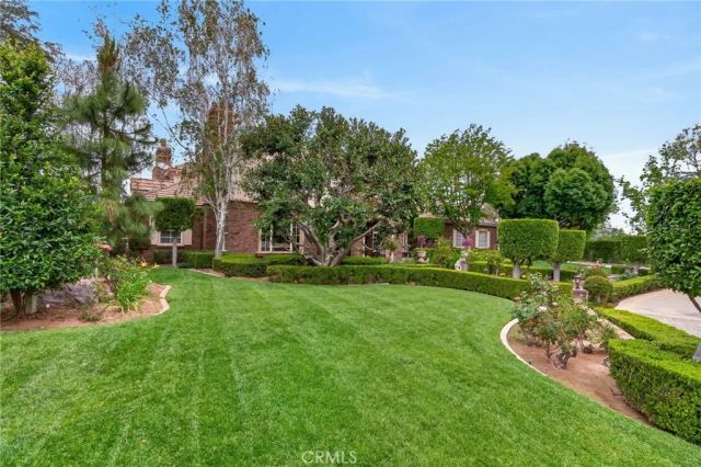 6952 Royal Hunt Ridge, Riverside, CA 92506