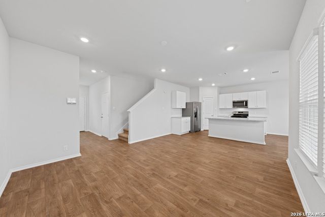 6212 Sunhigh Dr, San Antonio, TX 78252