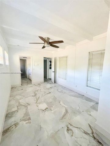 1649 NE 8th Ave 1, Fort Lauderdale, FL 33305