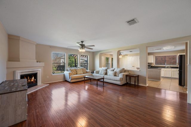 1506 Somerset Canyon LN, Cedar Park, TX 78613