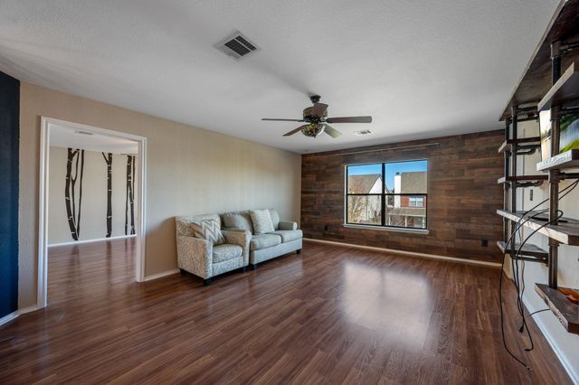 1506 Somerset Canyon LN, Cedar Park, TX 78613