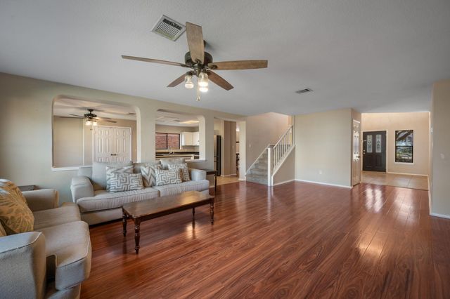 1506 Somerset Canyon LN, Cedar Park, TX 78613