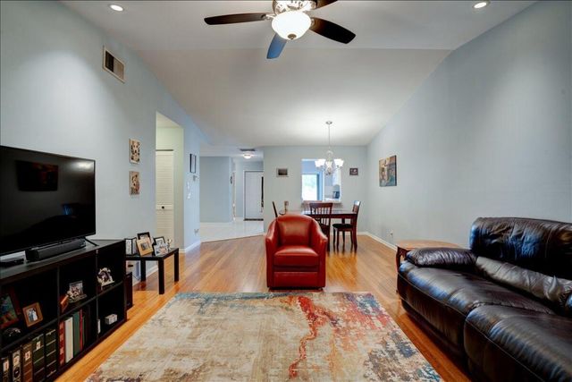 2641 Gately Drive W 1902, West Palm Beach, FL 33415