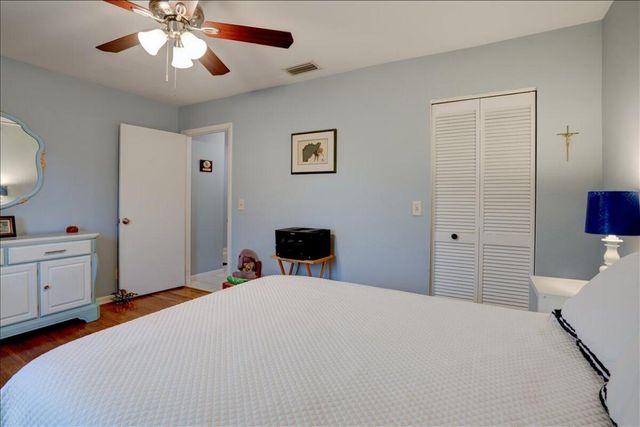 2641 Gately Drive W 1902, West Palm Beach, FL 33415