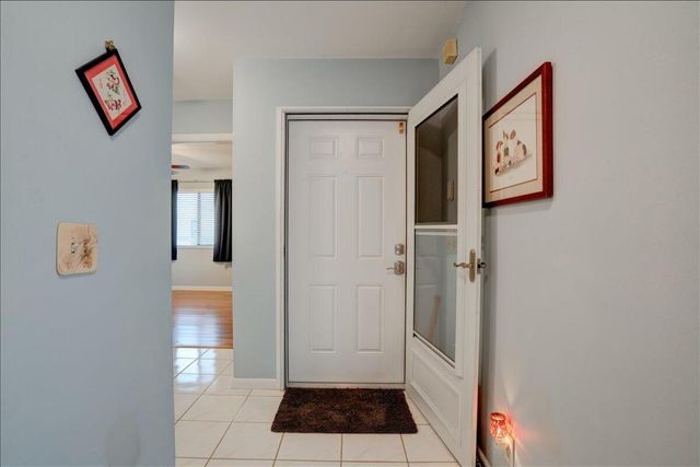 2641 Gately Drive W 1902, West Palm Beach, FL 33415