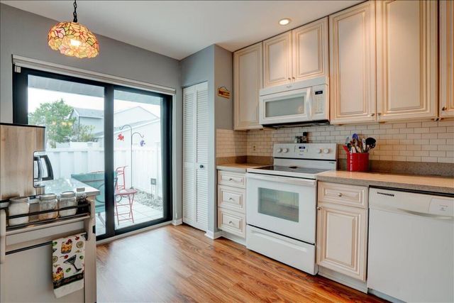 2641 Gately Drive W 1902, West Palm Beach, FL 33415