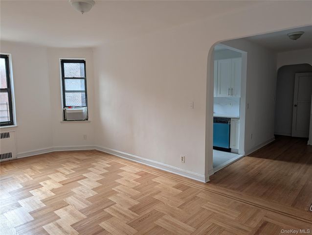80-09 35th Avenue C17, Jackson Heights, NY 11372