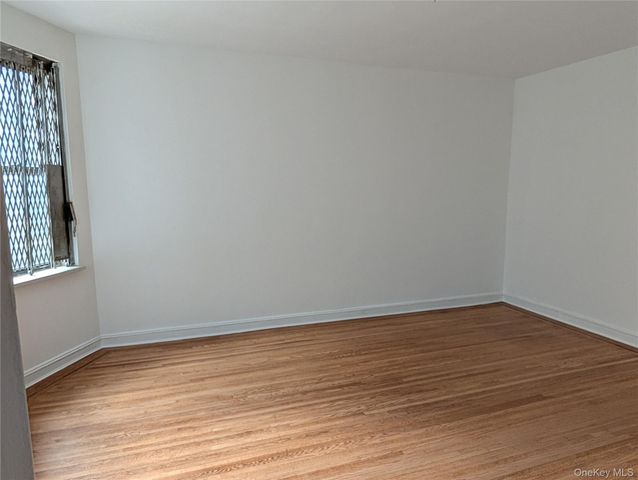 80-09 35th Avenue C17, Jackson Heights, NY 11372