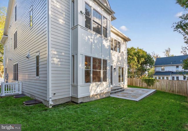 7804 CUSTER RD, Bethesda, MD 20814