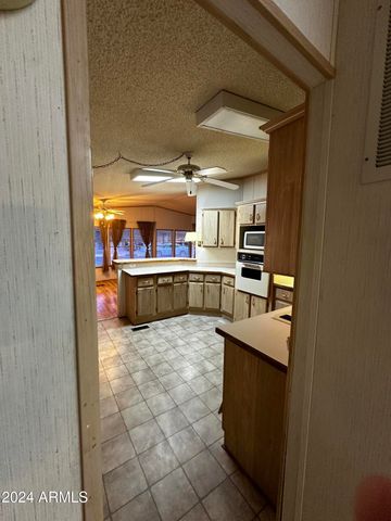 3500 S TOMAHAWK Road 110, Apache Junction, AZ 85119