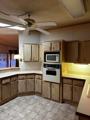 3500 S TOMAHAWK Road 110, Apache Junction, AZ 85119