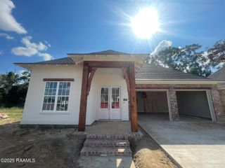 106 Manor House Lane, Lafayette, LA 70507
