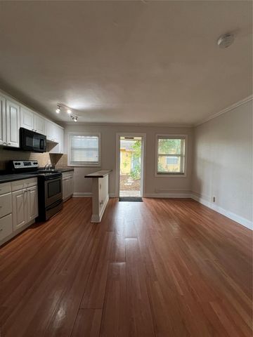 1333 NE 5th Terrace 9, Fort Lauderdale, FL 33304