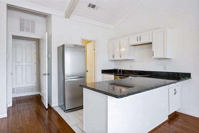 7055 Inwood Road, Dallas, TX 75209