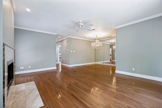 7055 Inwood Road, Dallas, TX 75209