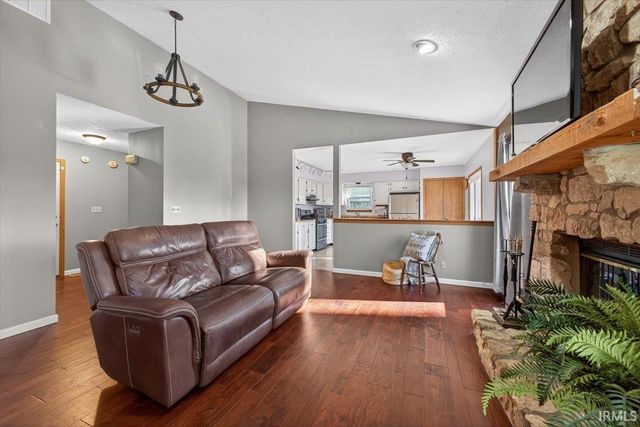 11 McCutcheon Drive, Lafayette, IN 47909