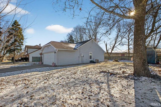 11 McCutcheon Drive, Lafayette, IN 47909