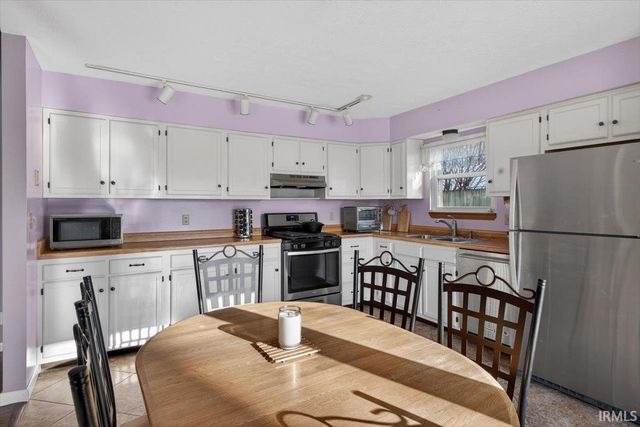 11 McCutcheon Drive, Lafayette, IN 47909