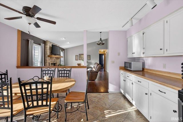 11 McCutcheon Drive, Lafayette, IN 47909