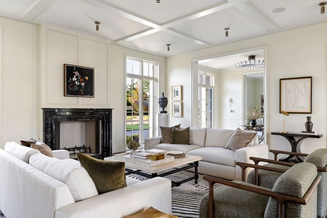 5610 Lobello, Dallas, TX 75229