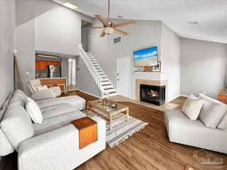 5001 Grande Dr 823, Pensacola, FL 32504