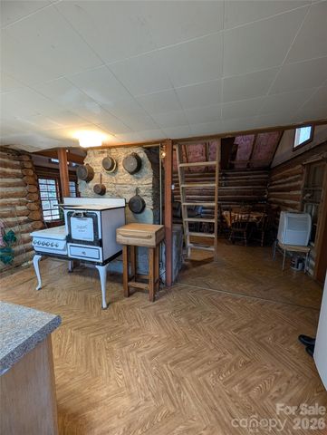 6712 Globe Road, Lenoir, NC 28645
