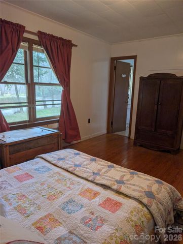 6712 Globe Road, Lenoir, NC 28645