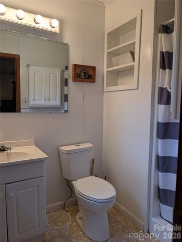 6712 Globe Road, Lenoir, NC 28645