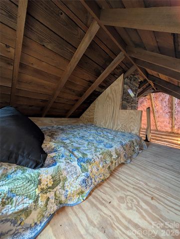 6712 Globe Road, Lenoir, NC 28645