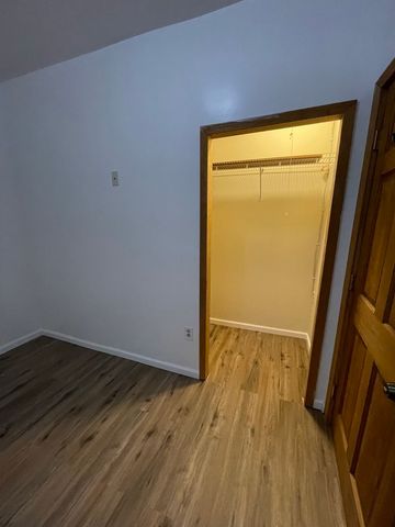 2567 S Emerald Avenue, Chicago, IL 60616