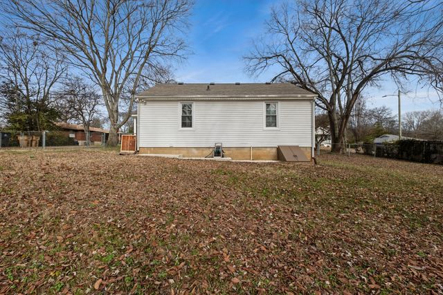 2837 Brunswick Dr, Nashville, TN 37207