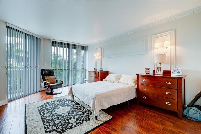 2000 Island Boulevard 408, Aventura, FL 33160