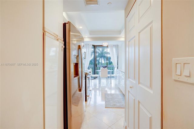 2000 Island Boulevard 408, Aventura, FL 33160