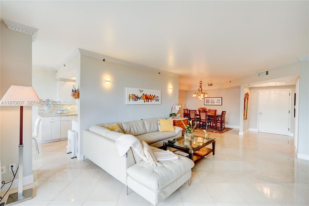 2000 Island Boulevard 408, Aventura, FL 33160