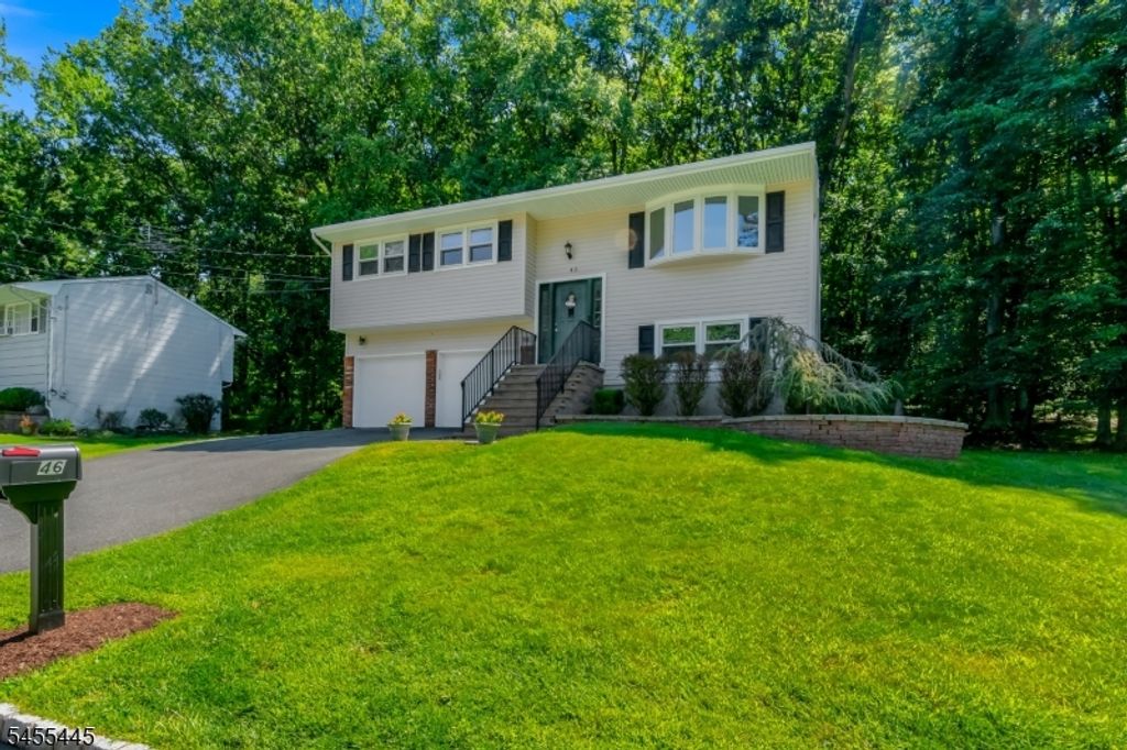 46 Deer Path Dr, Mount Olive Twp., NJ 07836 — photo 4