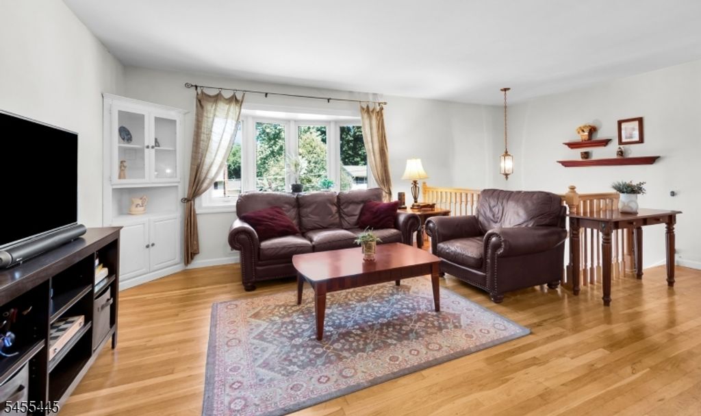 46 Deer Path Dr, Mount Olive Twp., NJ 07836 — photo 5