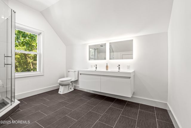 73 3rd Avenue, Atlantic Highlands, NJ 07716