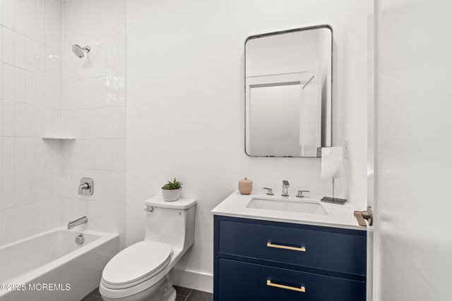 73 3rd Avenue, Atlantic Highlands, NJ 07716