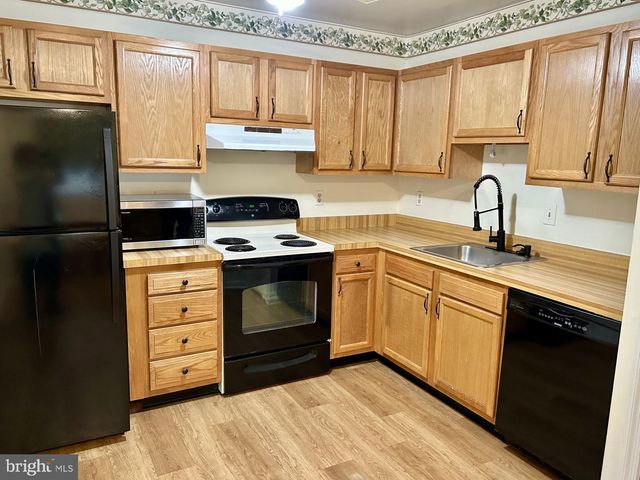 1700 COPLEY CT, Crofton, MD 21114