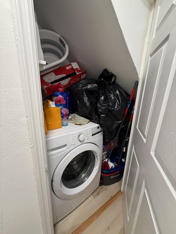 30 Elissa Lane, Yonkers, NY 10710