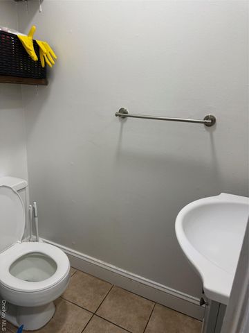 30 Elissa Lane, Yonkers, NY 10710