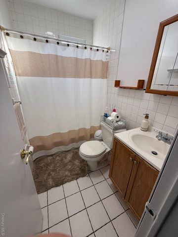 30 Elissa Lane, Yonkers, NY 10710