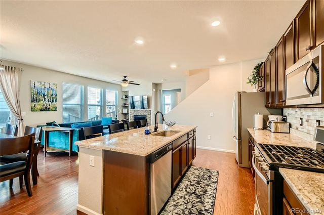 2808 Summer Day Avenue, Castle Rock, CO 80109