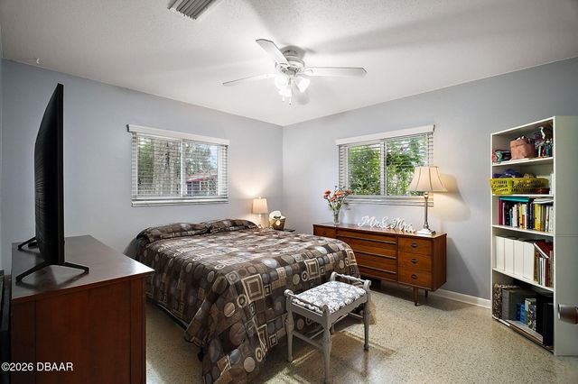 803 N Shore Drive, Leesburg, FL 34748