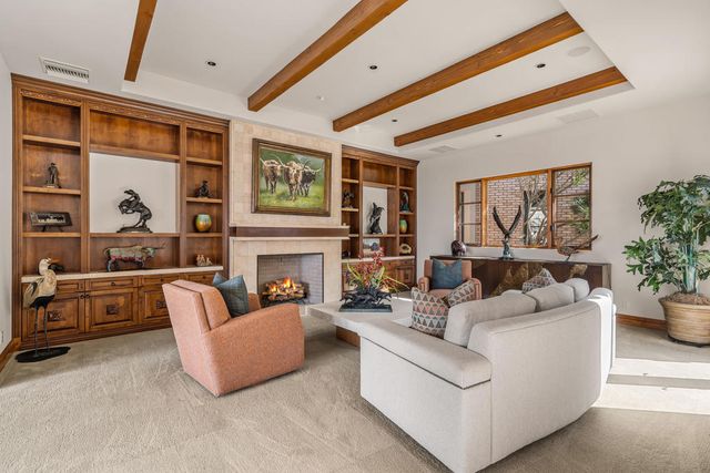 31 Hillcrest Drive, Rancho Mirage, CA 92270