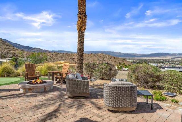 31 Hillcrest Drive, Rancho Mirage, CA 92270
