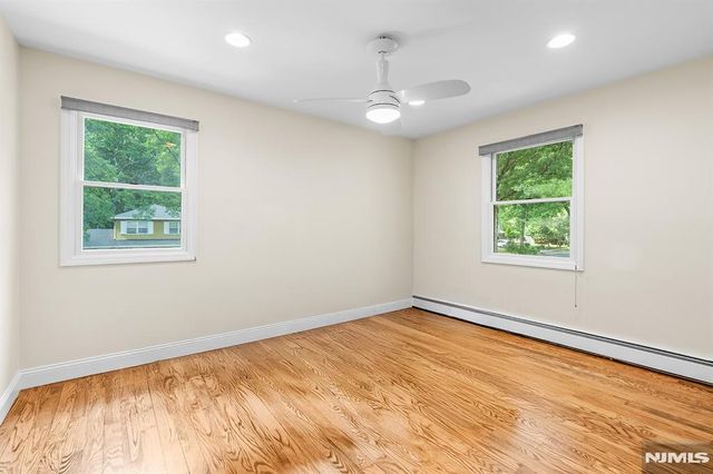 21 Kennedy Circle, Closter, NJ 07624